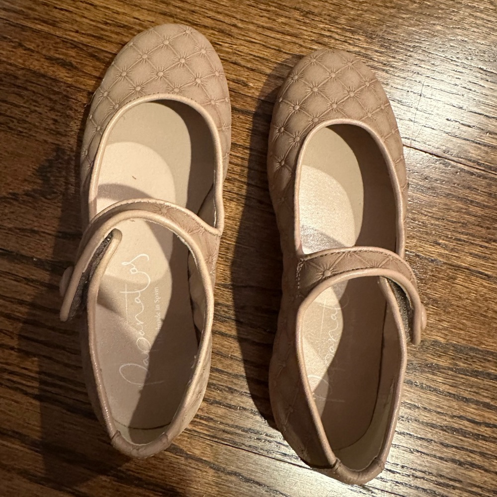 NWOT Papanatas nude Mary Jane size 29